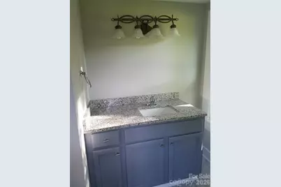 108 S Main Street, Wingate, NC 28174 - Photo 12