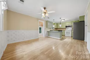 3233 26th St NE, Hickory, NC 28601 - Photo 10