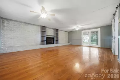 3233 26th Street NE, Hickory, NC 28601 - Photo 24