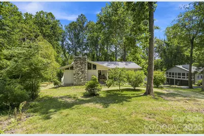 3020 Chestnut Tree Road, Hendersonville, NC 28792 - Photo 46
