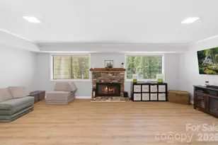 3020 Chestnut Tree Rd, Hendersonville, NC 28792 - Photo 28