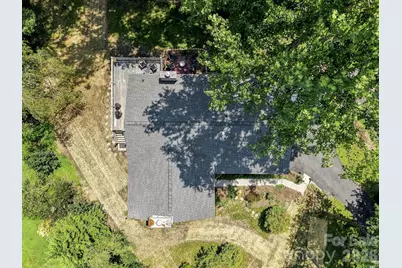 3020 Chestnut Tree Road, Hendersonville, NC 28792 - Photo 48