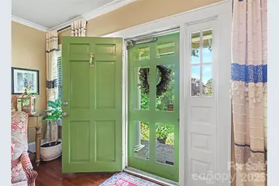 2527 Sharon Road, Charlotte, NC 28211 - Photo 4