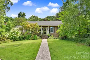 2527 Sharon Rd, Charlotte, NC 28211 - Photo 2