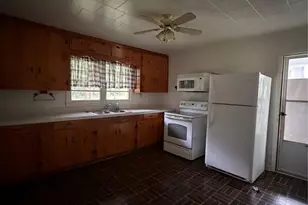1132 S Rutherford St, Blacksburg, SC 29702 - Photo 6