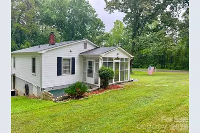 1132 S Rutherford Street, Blacksburg, SC 29702 - Photo 2