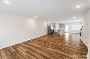 302 Sagecroft Ln, Indian Trail, NC 28079 - Photo 2