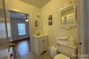 218 Circle Ave, Charlotte, NC 28207 - Photo 16