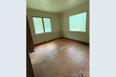 912 Halstead Boulevard #1-8, Hendersonville, NC 28791 - Photo 10