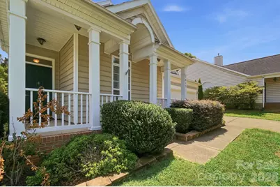 7015 Lenhart Drive, Charlotte, NC 28226 - Photo 4