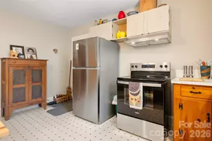 2911 Enfield Rd, Charlotte, NC 28205 - Photo 14