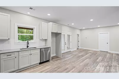644 Roxboro Drive, Mount Gilead, NC 27306 - Photo 14