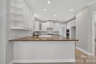 105 Castlestone Ln, Matthews, NC 28104 - Photo 10
