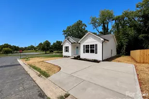 1010 John St, Monroe, NC 28110 - Photo 2