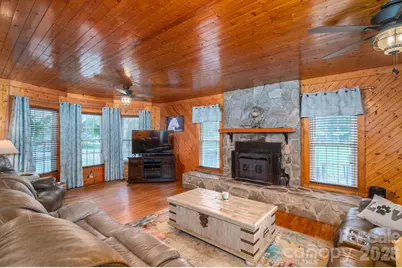 744 S Grove Street Extension, Lincolnton, NC 28092 - Photo 4