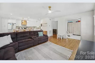 3633 Conway Avenue, Charlotte, NC 28209 - Photo 10