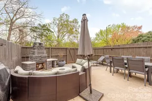 8308 Knights Bridge Rd, Charlotte, NC 28210 - Photo 20