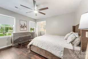 8308 Knights Bridge Rd, Charlotte, NC 28210 - Photo 10