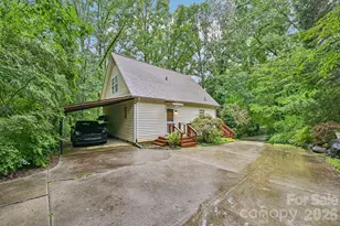 8658 Dog Leg Rd, Sherrills Ford, NC 28673 - Photo 4