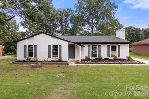 9006 Trailhead Ct, Charlotte, NC 28227 - Photo 1