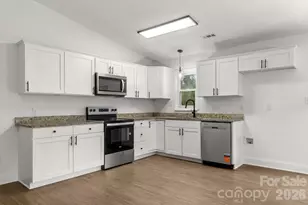 9006 Trailhead Ct, Charlotte, NC 28227 - Photo 8