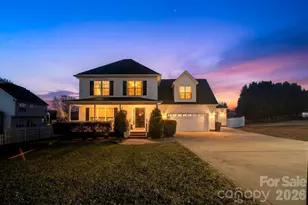 121 Guernsey Ct, Dallas, NC 28034 - Photo 2