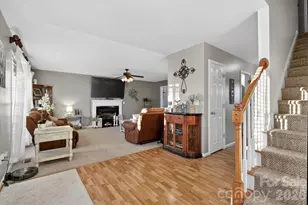 121 Guernsey Ct, Dallas, NC 28034 - Photo 8