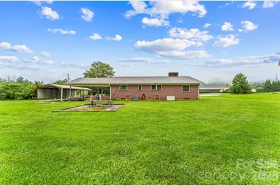8647 US 221 Highway N, Marion, NC 28752 - Photo 30