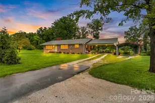 8647 US 221 Hwy N, Marion, NC 28752 - Photo 34