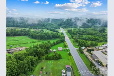 8647 US 221 Highway N, Marion, NC 28752 - Photo 38