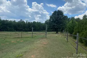 1568 John Smith Rd, Columbus, NC 28722 - Photo 12