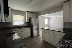 7511 Monroe Rd, Charlotte, NC 28212 - Photo 4