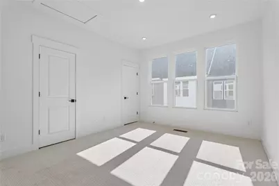 5013 Dutchess Drive, Charlotte, NC 28217 - Photo 6