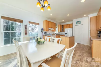 192 Buzzards Place, Lake Lure, NC 28746 - Photo 18