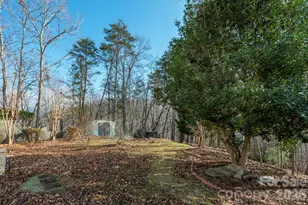 192 Buzzards Pl, Lake Lure, NC 28746 - Photo 16