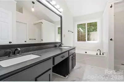 13901 Kings Carriage Lane, Charlotte, NC 28278 - Photo 22