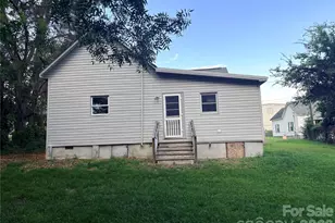 102 York St, Clover, SC 29710 - Photo 12