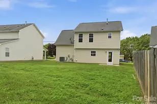 908 Lakehill Rd, Charlotte, NC 28214 - Photo 40