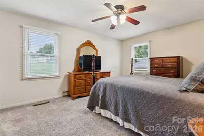 205 Cliffside Drive, Kannapolis, NC 28081 - Photo 18