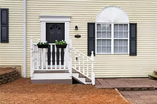 1057 19th St NE, Hickory, NC 28601 - Photo 4