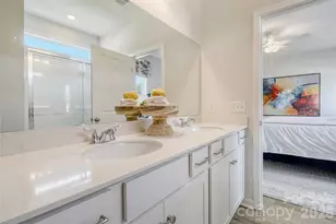 4016 Juno Dr, Charlotte, NC 28215 - Photo 20