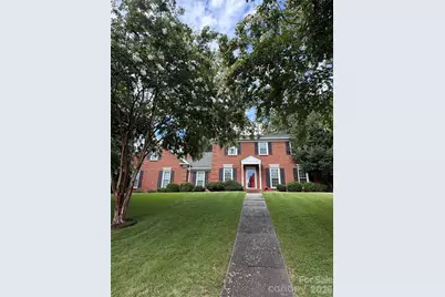 201 Wainsley Place, Matthews, NC 28105 - Photo 2
