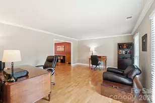 201 Wainsley Pl, Matthews, NC 28105 - Photo 10