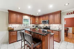 201 Wainsley Pl, Matthews, NC 28105 - Photo 16