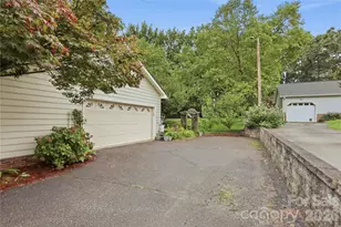 140 Eastwood Dr, Statesville, NC 28625 - Photo 38
