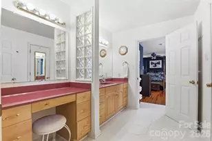 140 Eastwood Dr, Statesville, NC 28625 - Photo 22