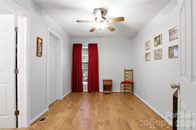140 Eastwood Drive, Statesville, NC 28625 - Photo 12