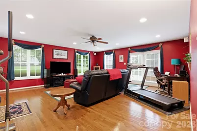 140 Eastwood Drive, Statesville, NC 28625 - Photo 10