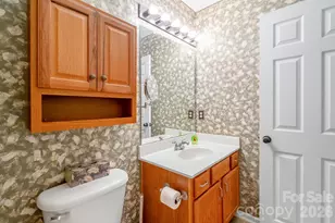 2714 Mill Valley Ct, Matthews, NC 28105 - Photo 38