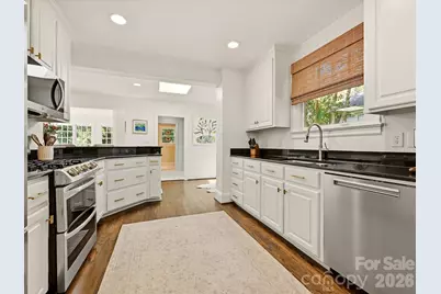 1642 Providence Road, Charlotte, NC 28207 - Photo 22